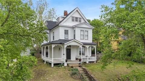 3601 State Line Road, Kansas City, MO 64111