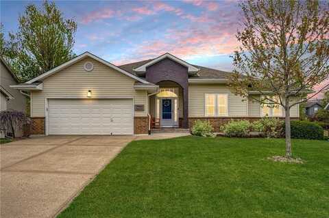 9032 N Oregon Avenue, Kansas City, MO 64154