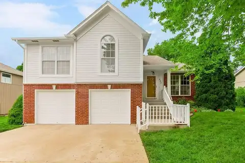 532 SE Battery Drive, Lees Summit, MO 64063