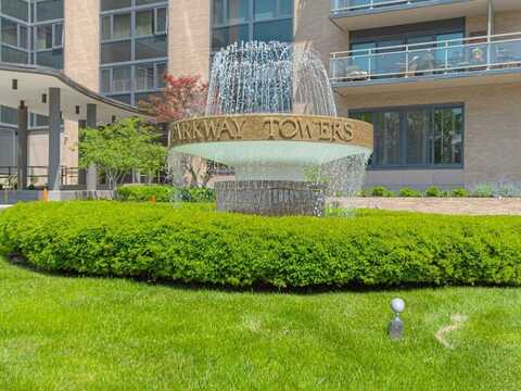 4545 Wornall Road, Kansas City, MO 64111