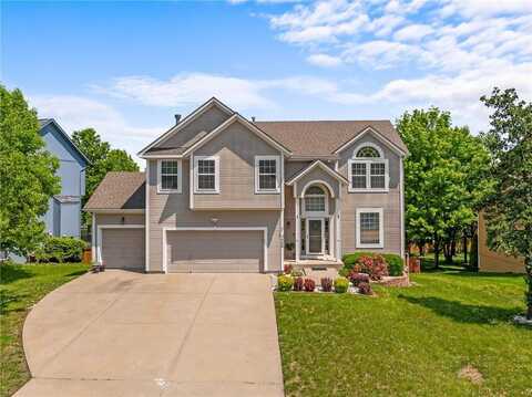 5405 Lakecrest Drive, Shawnee, KS 66218