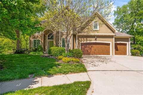 10360 Magnolia Lane, Parkville, MO 64152