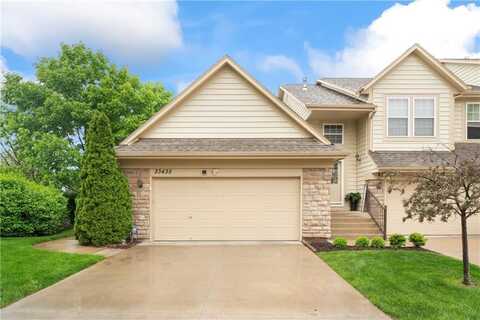 23435 W 89th Terrace, Lenexa, KS 66227