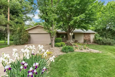 6900 S Broadway Ct, Haysville, KS 67060