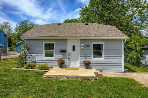 812 S Saville Street, Independence, MO 64050