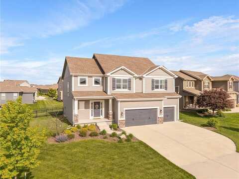 16780 W 170th Court, Olathe, KS 66062