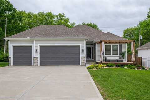 8823 W Longview Parkway, Kansas City, MO 64138