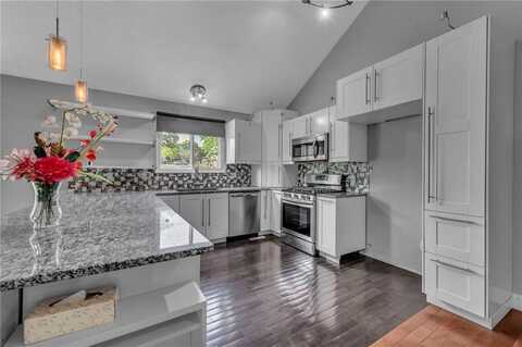 5937 N Kansas Avenue, Kansas City, MO 64119