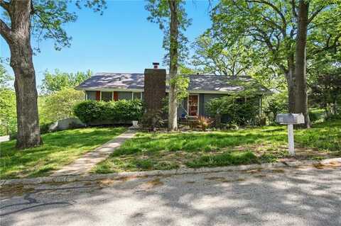 802 High Drive, Excelsior Springs, MO 64024
