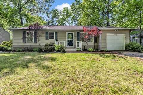 7934 Maple Street, Prairie Village, KS 66208