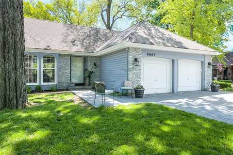 8605 W 71ST Street, Overland Park, KS 66204
