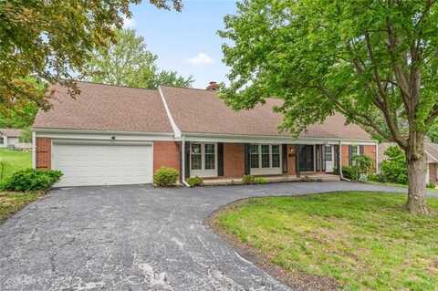 9612 Summit Street, Kansas City, MO 64114