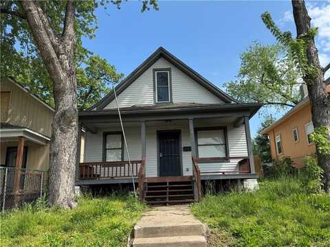 5802 Thompson Avenue, Kansas City, MO 64123