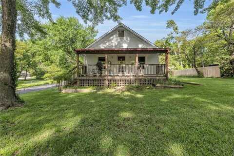 13112 15th Street, Grandview, MO 64030