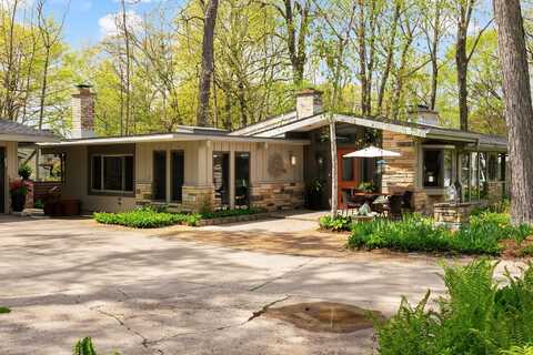 915 McBride Road, Madison, WI 53704