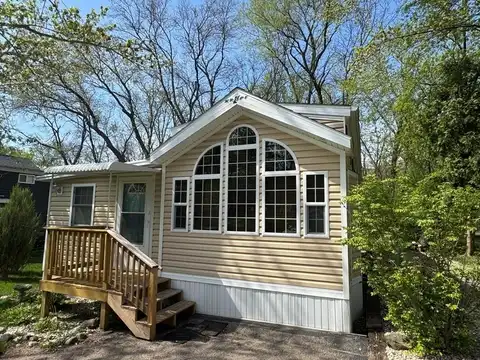 463 Aspen Way, Edgerton, WI 53534
