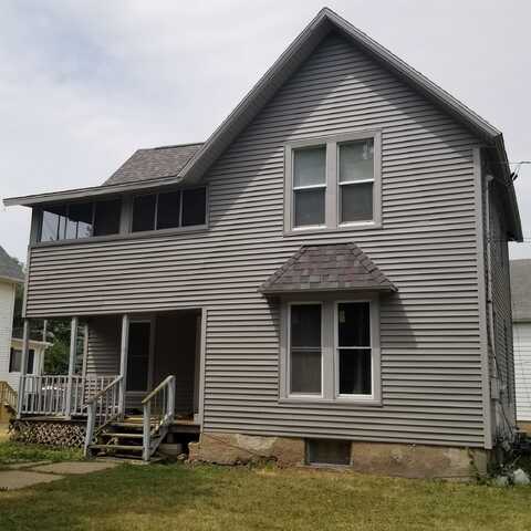 958 Elm Street, Beloit, WI 53511