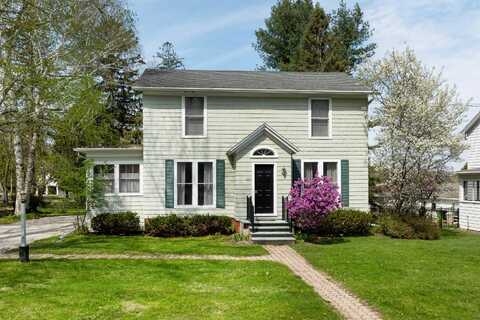 395 Lake Street, Green Lake, WI 54941