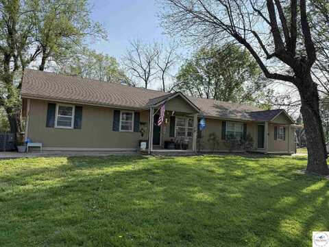 300 E Elm, Clinton, MO 64735