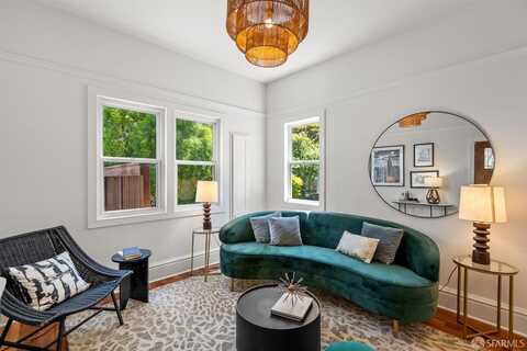 4107 Folsom Street, San Francisco, CA 94110