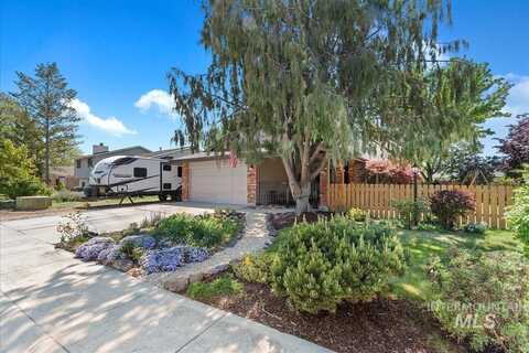 3671 W Sugar Creek Dr, Meridian, ID 83646