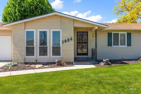 1024 Lilac Ln., Emmett, ID 83617