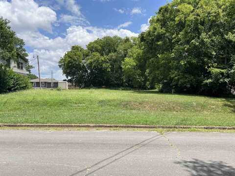 403 S Hickory St, Tuscumbia, AL 35674