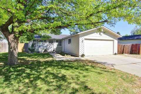 2182 N Constantine, Boise, ID 83704
