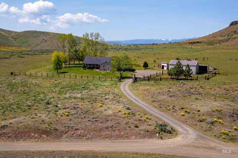 1821 Canyon Rd, Council, ID 83612