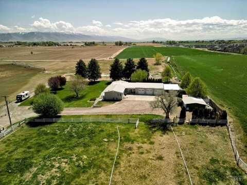 1990 Pleasantview Ln, Burley, ID 83318
