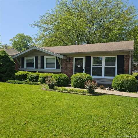 945 Silverwood Drive, Clarksville, IN 47129