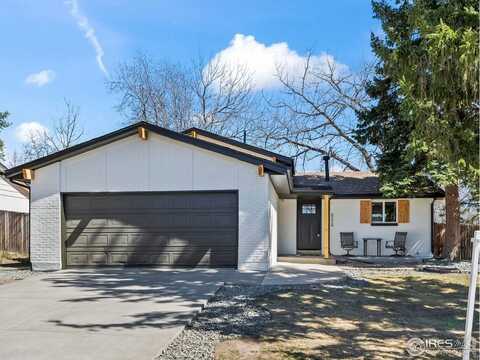 8334 Allison Ct, Arvada, CO 80005