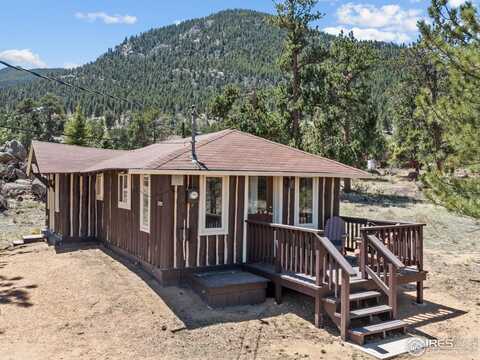 1221 Griffith Ct, Estes Park, CO 80517