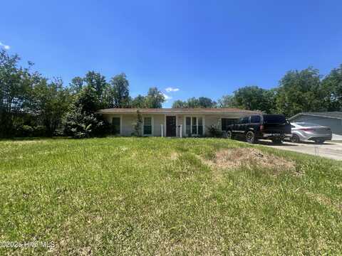 130 Tanglewood Drive, Jacksonville, NC 28540