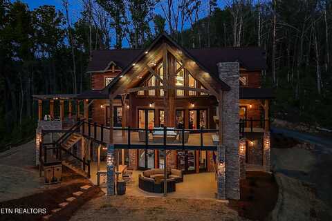 2203 Ridgeland Circle, Sevierville, TN 37862