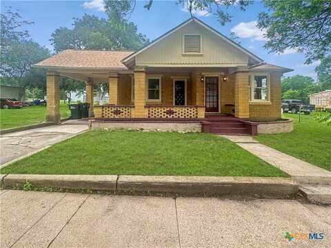 320 E South Main, Flatonia, TX 78941