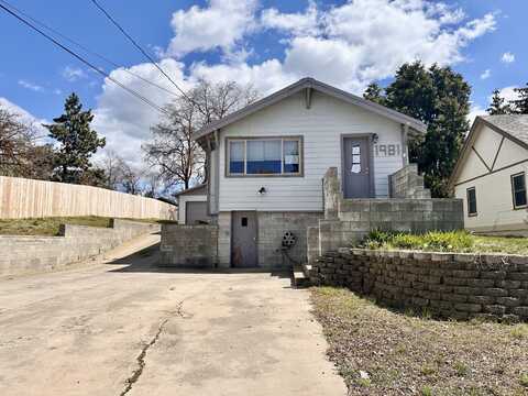 1981 Harriman Avenue, Klamath Falls, OR 97601
