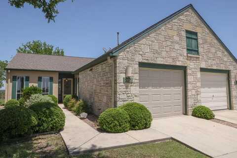 2017 Balmoral Dr, Kerrville, TX 78028