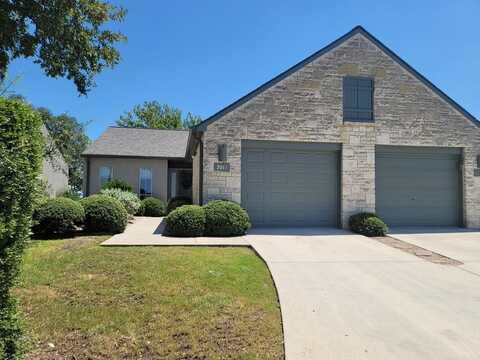 2017 Balmoral Dr, Kerrville, TX 78028