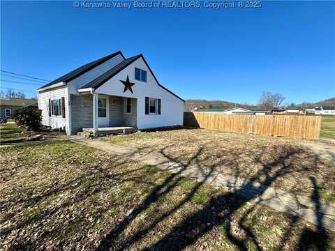 222 Chestnut Street, Eleanor, WV 25070