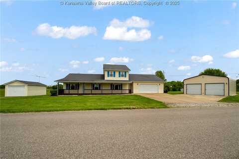 2137 Steele Ridge Road, Red House, WV 25168