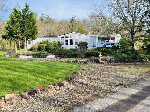 3399 Dodge Road, White City, OR 97503
