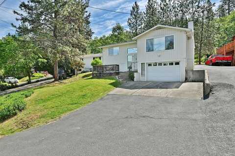 645 S 5th Street, Jacksonville, OR 97530