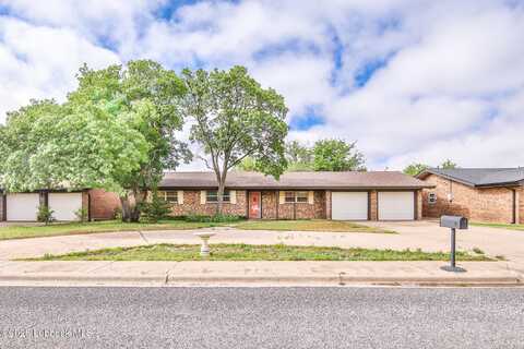210 Redwood Lane, Levelland, TX 79336