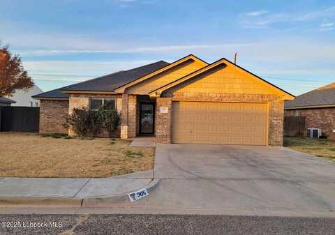 906 11th Street, Wolfforth, TX 79382