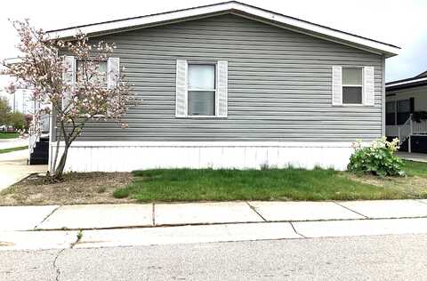 49362 Wildwood Court, Shelby, MI 48315