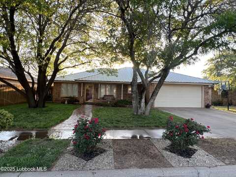 6806 Hyden Avenue, Lubbock, TX 79424