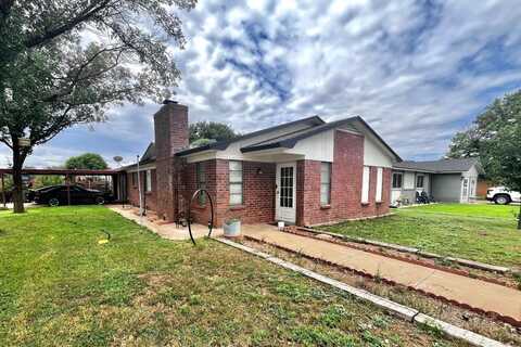 5601 Fordham Street, Lubbock, TX 79416