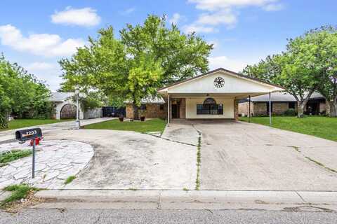 1203 Beverly Dr, Laredo, TX 78045