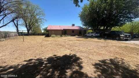1001 Plant Sience Circle, Mesilla Park, NM 88047